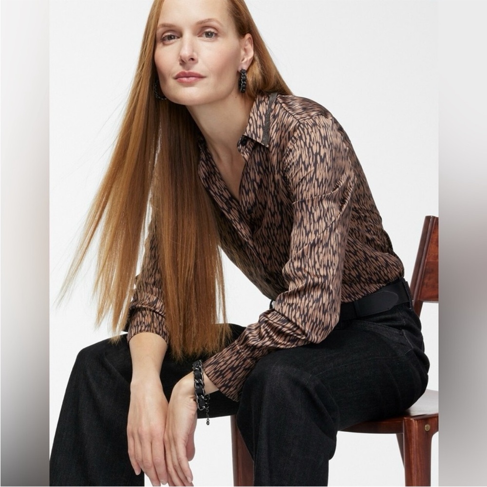 NWT CHICO’S Leopard Ikat Ball Chain Detail Shirt  Abstract Animal Print Blouse 2